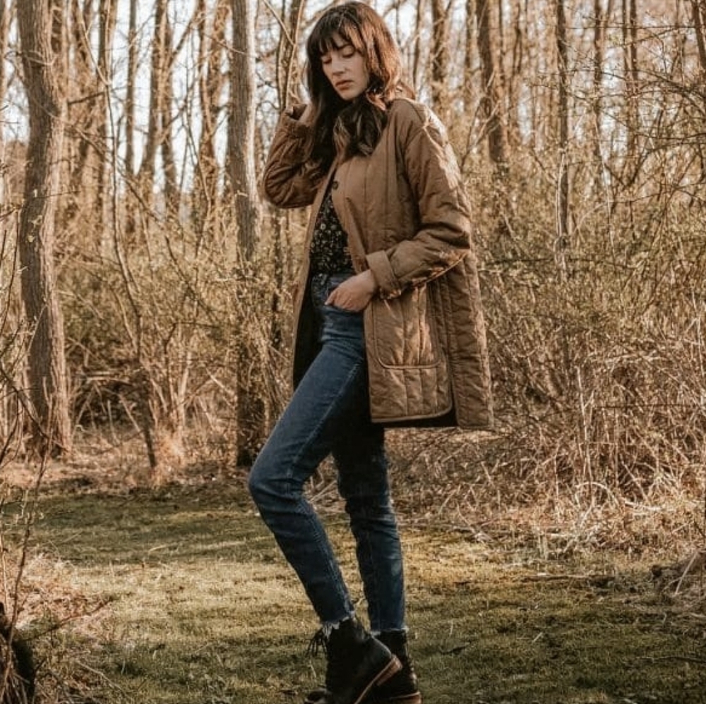 NWOT Everlane The Cotton Quilted Jacket Large. Camel. Perfect Condition